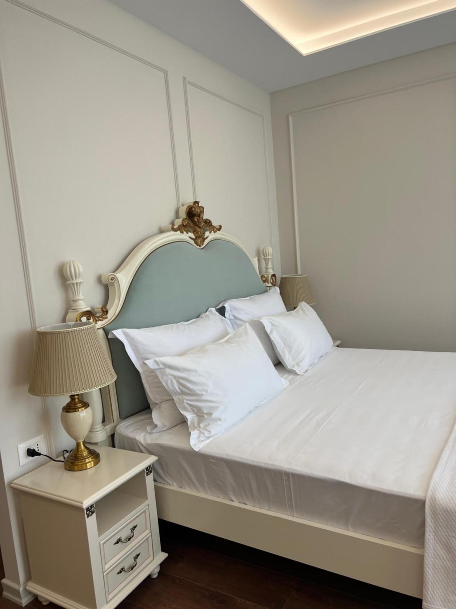 Sol Invictus Boutique Hotel Durres Albania エクステリア 写真